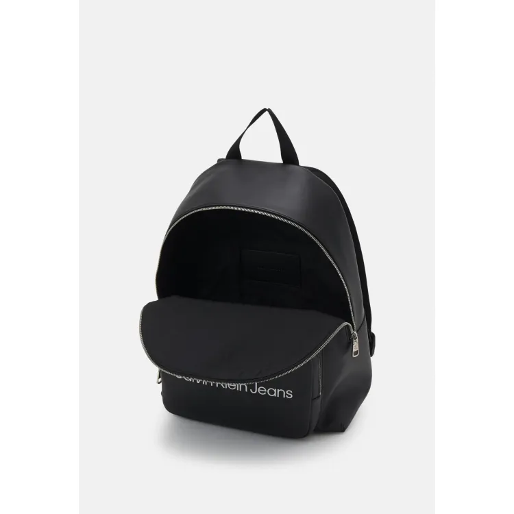 Calvin Klein Jeans SCULPTED CAMPUS MONO UNISEX - Zaino